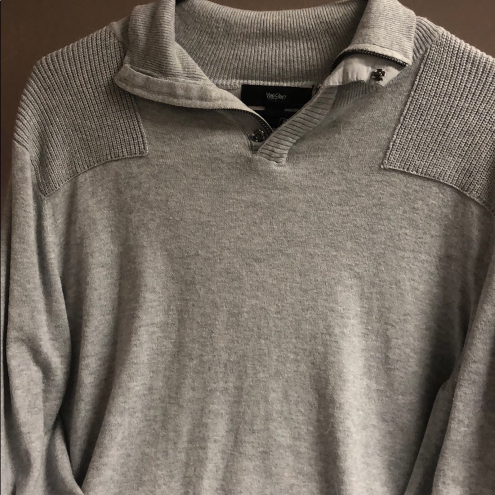 Sweater - Picture 2 of 3